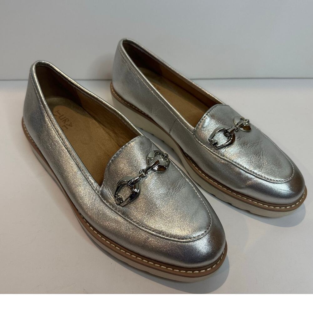 Naturalizer Adiline Leather Bit Loafers Silver Size 9 Comfortable Metallic Flats